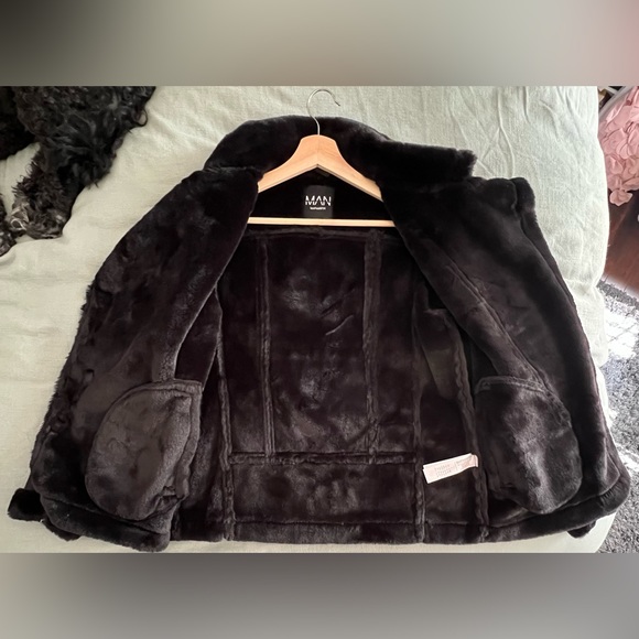 Unisex Black Faux Fur Lined, Suede Biker Style Jacket - Picture 2 of 3